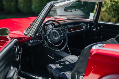 1968 Mercedes-Benz 280SL Base