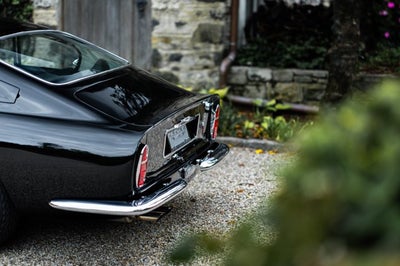 1968 Aston Martin DB6 Base