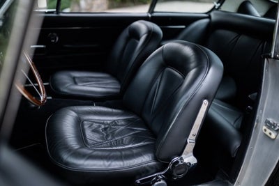 1968 Aston Martin DB6 Base
