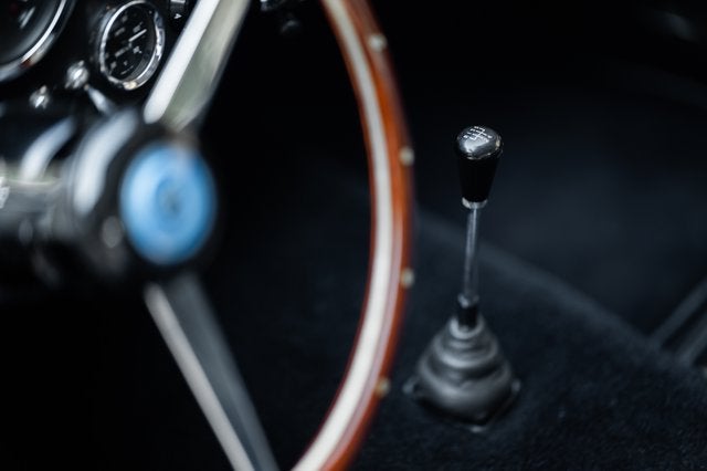 1968 Aston Martin DB6 Base