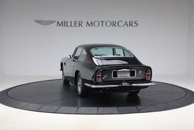 1968 Aston Martin DB6 Base