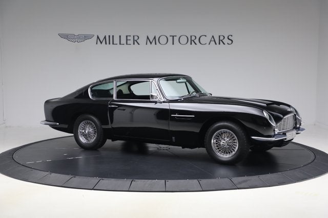 1968 Aston Martin DB6 Base