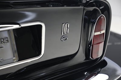 1968 Aston Martin DB6 Base