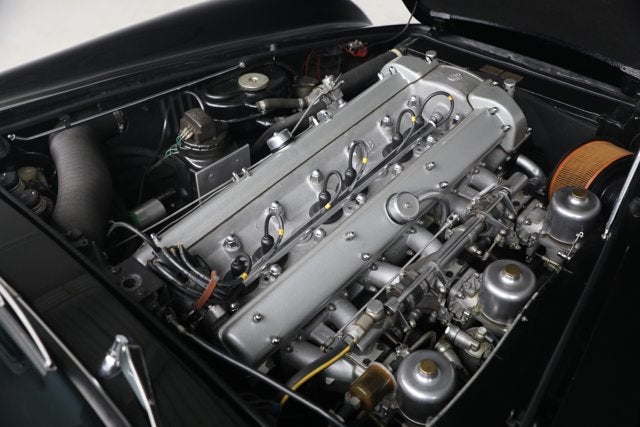 1968 Aston Martin DB6 Base