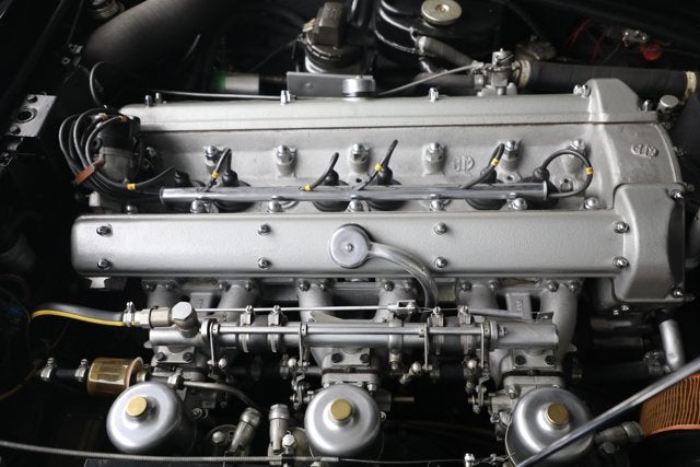 1968 Aston Martin DB6 Base