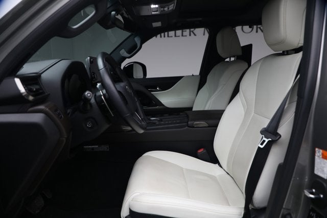 2023 Lexus LX 600 Luxury