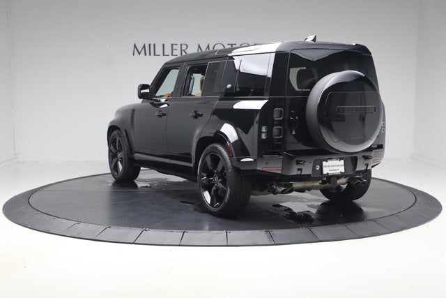 2024 Land Rover Defender 110 V8 P525