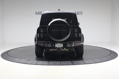 2024 Land Rover Defender 110 V8 P525