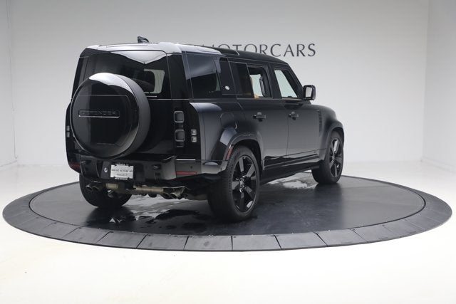 2024 Land Rover Defender 110 V8 P525