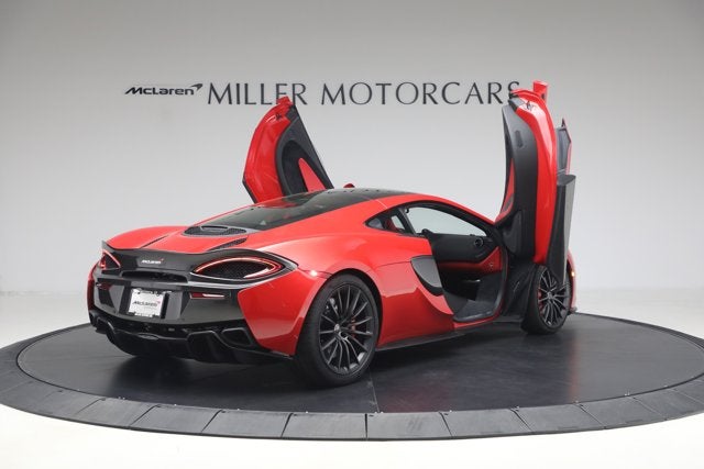 2017 McLaren 570GT Base