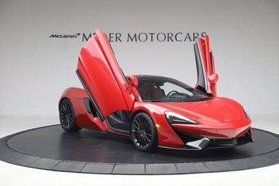 2017 McLaren 570GT Base