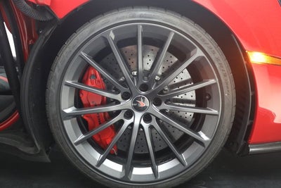 2017 McLaren 570GT Base