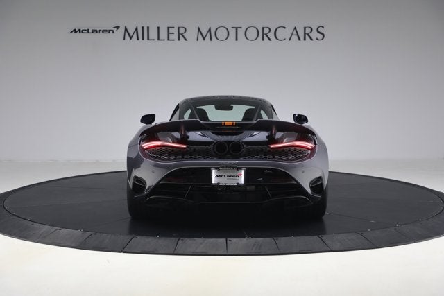 2024 McLaren 750S Performance