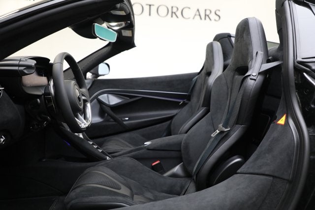 2024 McLaren 750S Spider Performance