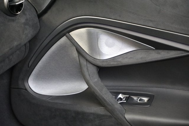 2024 McLaren 750S Spider Performance