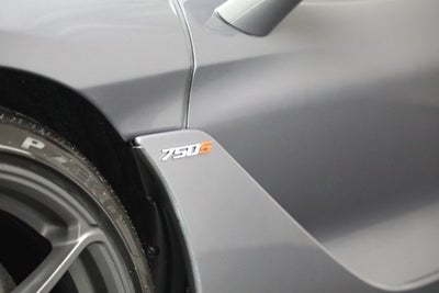 2024 McLaren 750S Spider Performance