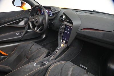 2025 McLaren 750S Spider Performance