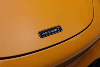 2025 McLaren 750S Spider Performance