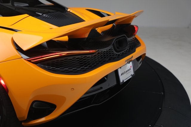 2025 McLaren 750S Spider Performance
