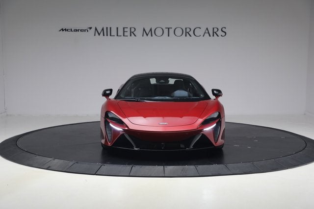 2023 McLaren Artura Performance