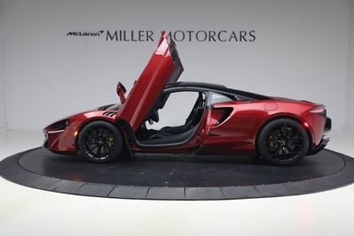 2023 McLaren Artura Performance
