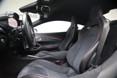 2023 McLaren Artura Performance