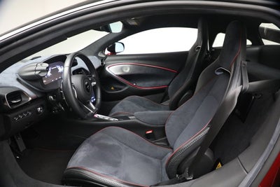 2023 McLaren Artura Performance