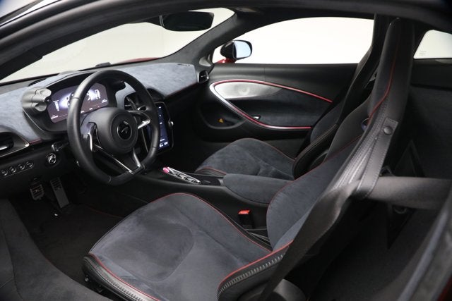 2023 McLaren Artura Performance