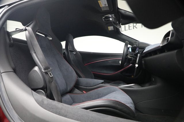 2023 McLaren Artura Performance