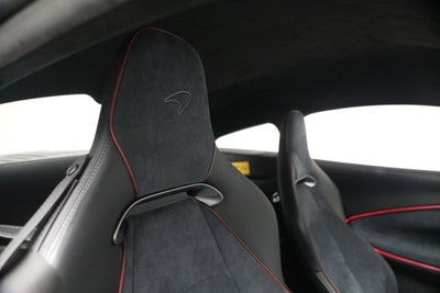 2023 McLaren Artura Performance