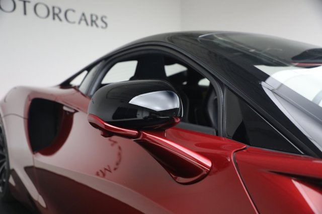 2023 McLaren Artura Performance
