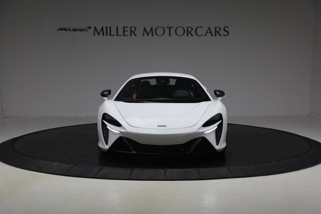 2023 McLaren Artura Performance