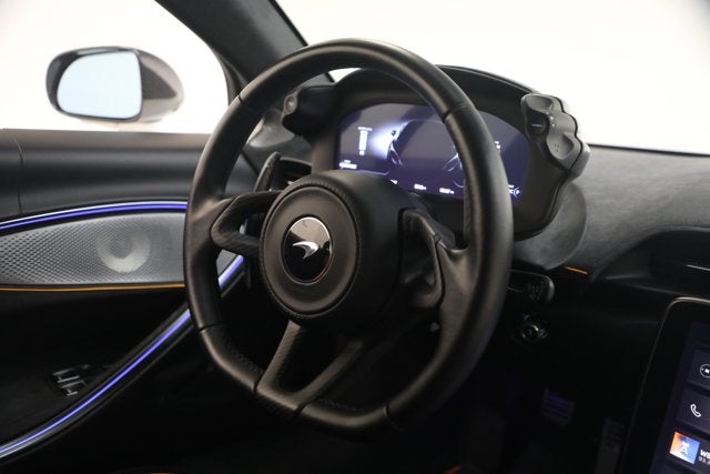 2023 McLaren Artura Performance