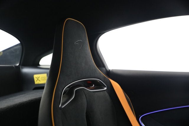 2023 McLaren Artura Performance