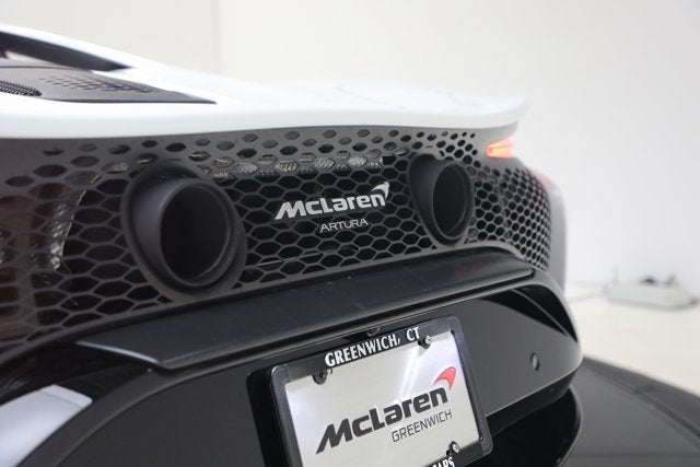 2023 McLaren Artura Performance