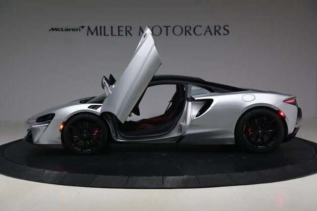 2023 McLaren Artura TechLux