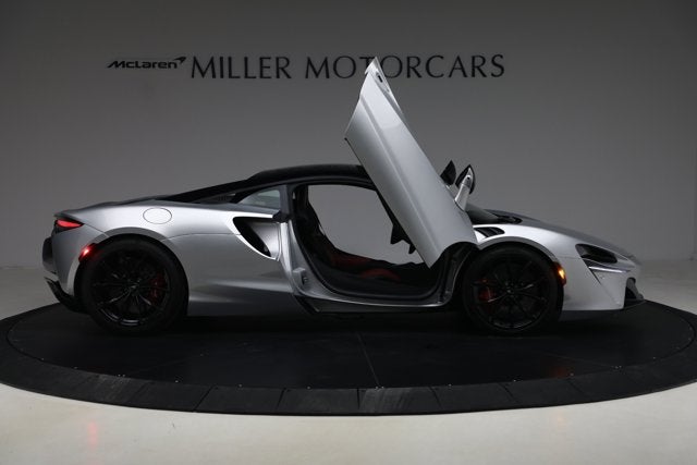 2023 McLaren Artura TechLux