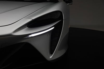 2023 McLaren Artura TechLux