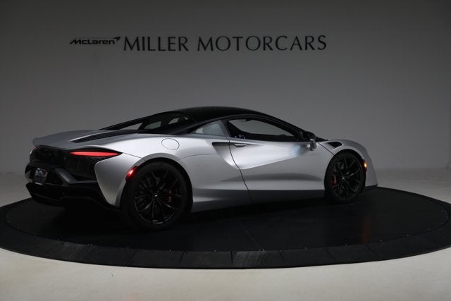 2023 McLaren Artura TechLux