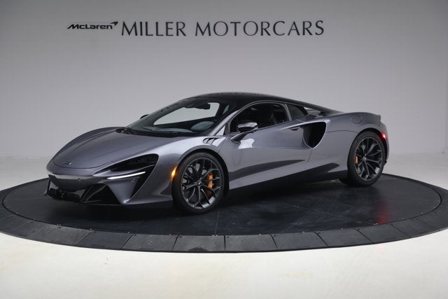 2024 McLaren Artura Performance