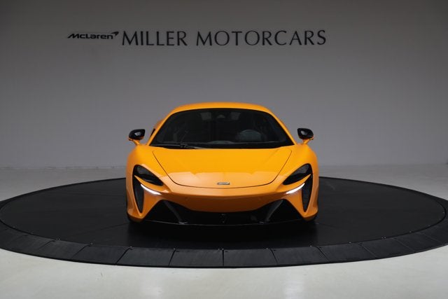 2024 McLaren Artura Performance