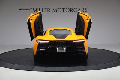 2024 McLaren Artura Performance