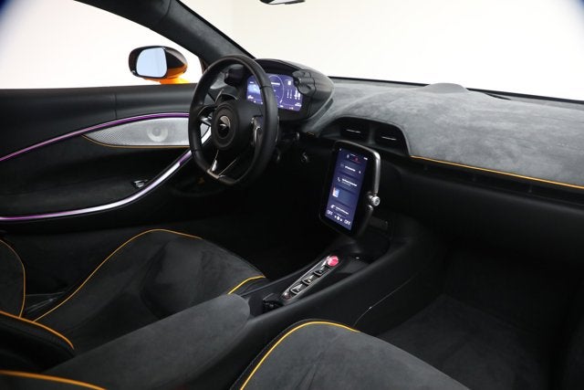 2024 McLaren Artura Performance