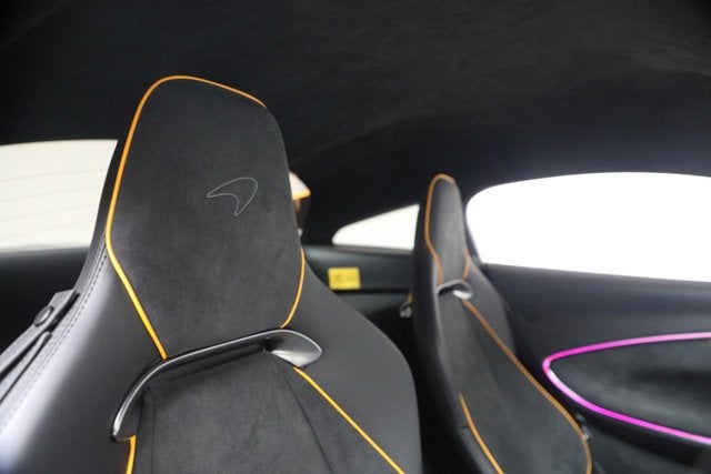 2024 McLaren Artura Performance