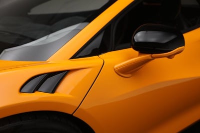 2024 McLaren Artura Performance