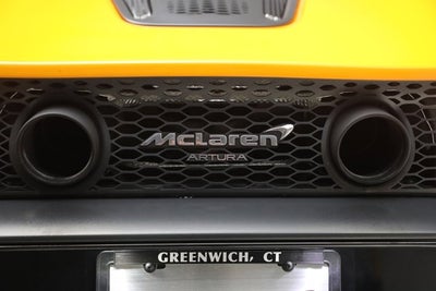 2024 McLaren Artura Performance