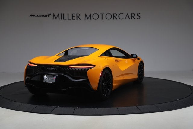 2024 McLaren Artura Performance