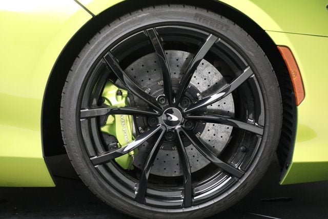 2024 McLaren Artura TechLux