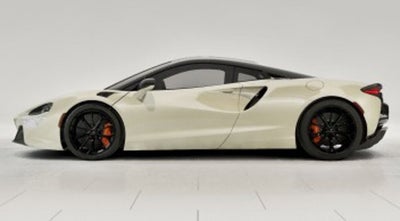 2023 McLaren Artura Base