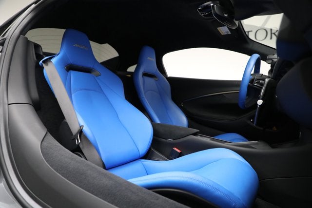 2023 McLaren Artura Base